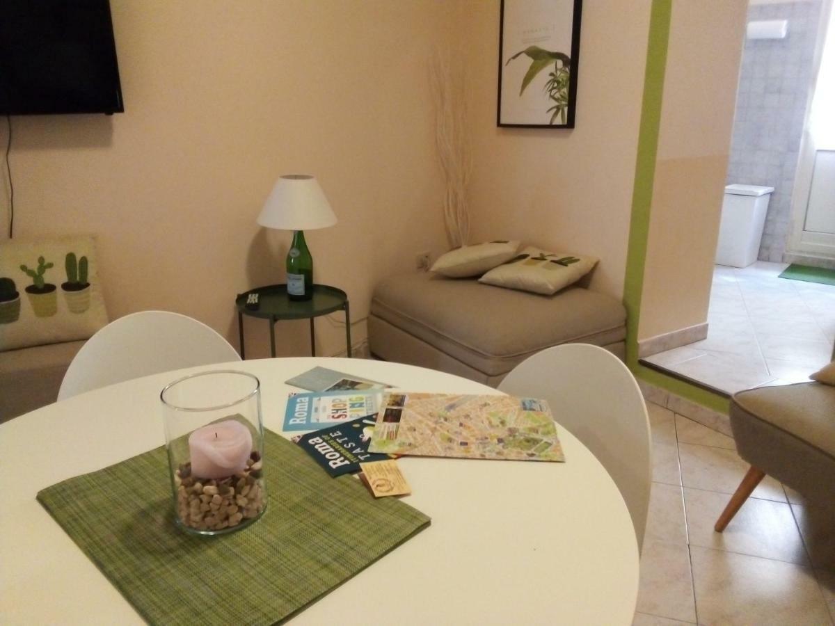 Apartment Rome & More Екстер'єр фото